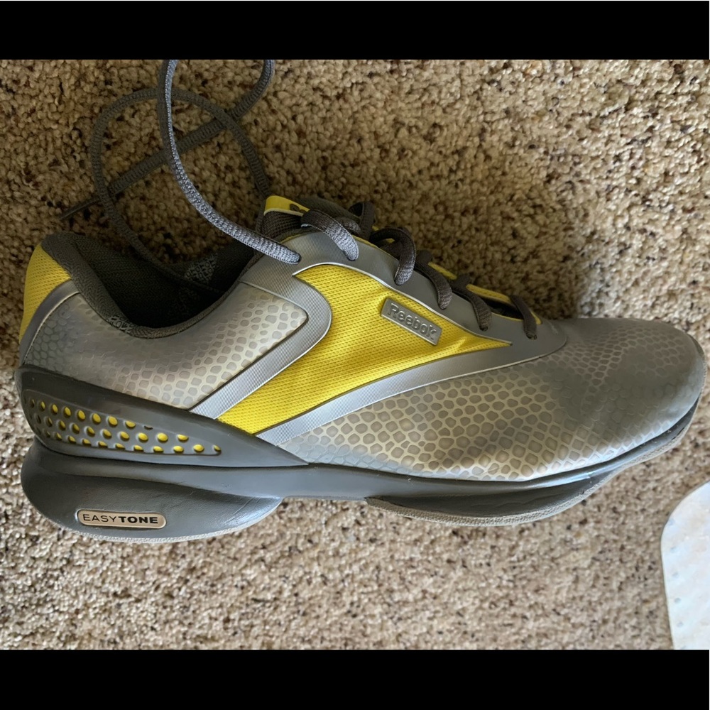 Women’s Reebok Easy tone athletic shoes